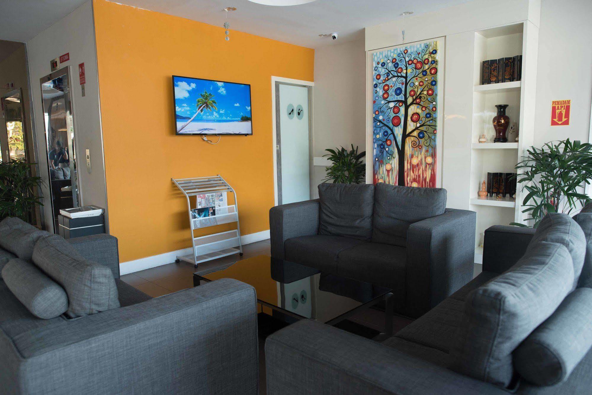 Hotel Mornington Bukit Permata Lumut Exterior photo