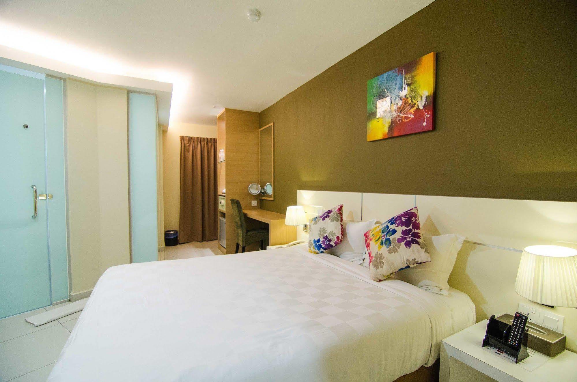 Hotel Mornington Bukit Permata Lumut Exterior photo