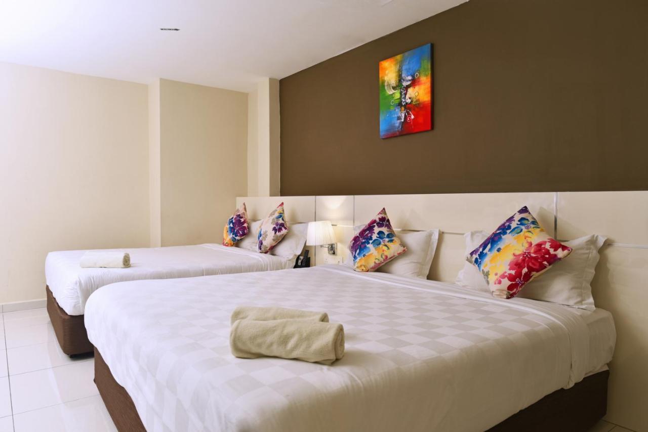 Hotel Mornington Bukit Permata Lumut Exterior photo
